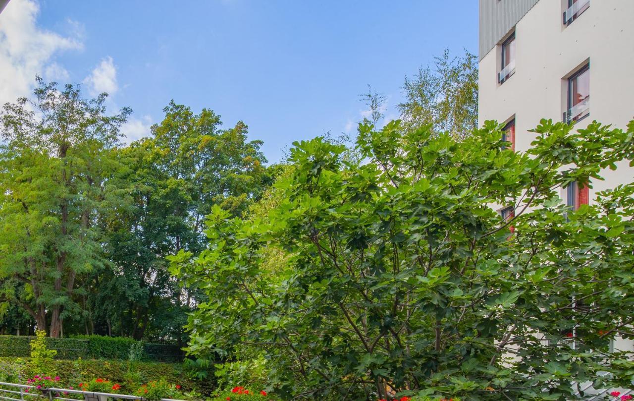 Hotel Cis Paris Kellermann ภายนอก รูปภาพ